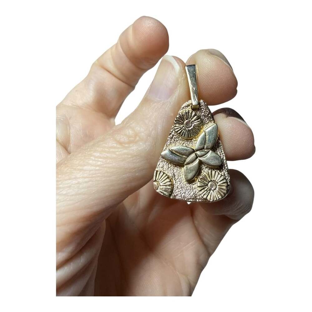 Vintage PLC Gold Tone Butterfly Flower Pendant Textured Floral Statement Jewelry